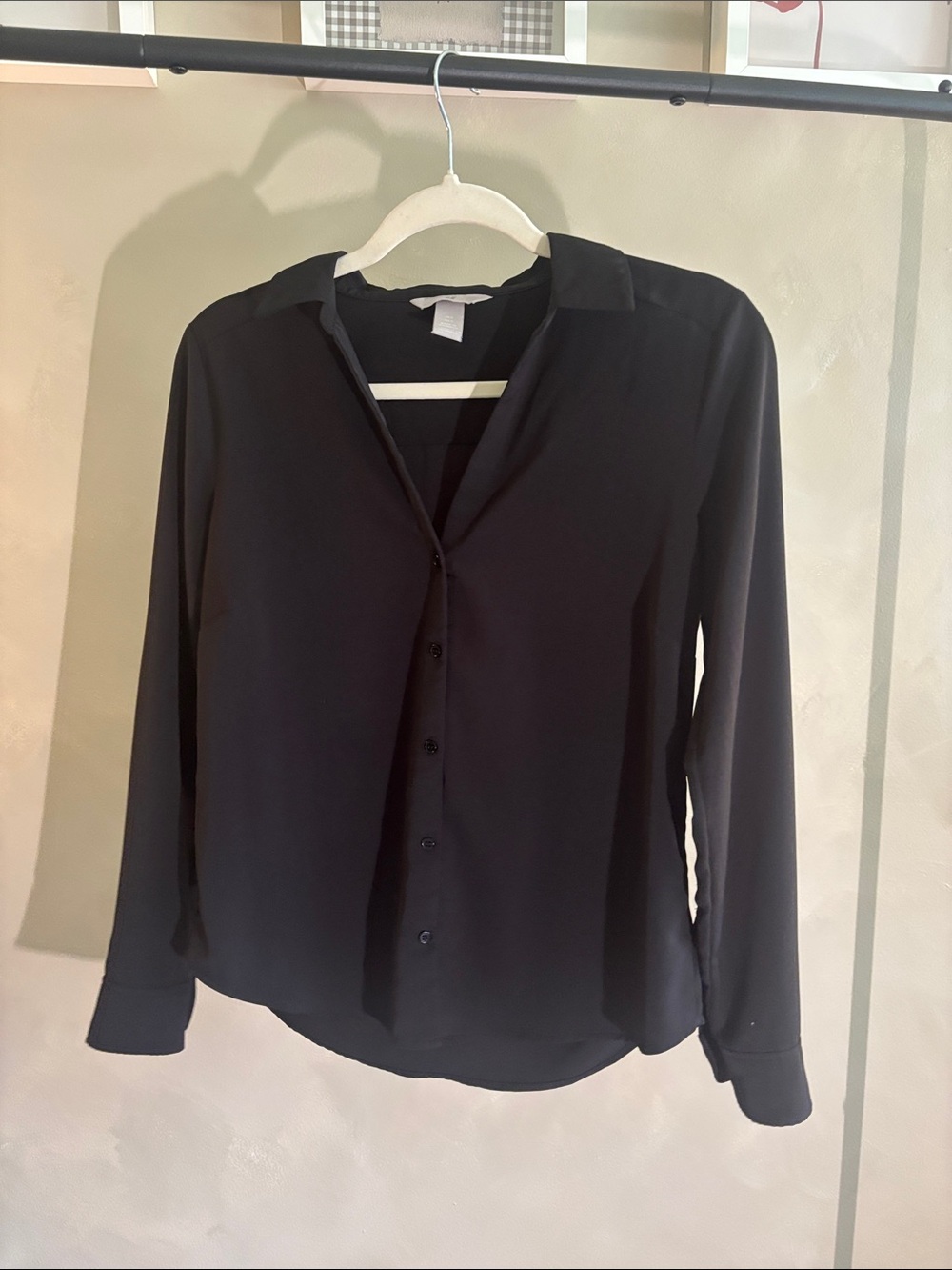 H&M Black Button-Front Long Sleeve Shirt
